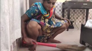 Indian Maid Exposes Pussy Gets Fucked